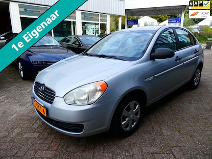 Hyundai Accent 0