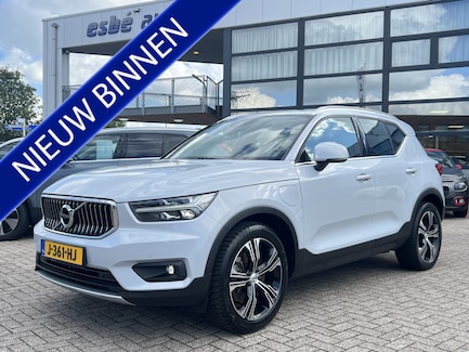 Volvo XC40 0