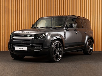 Land Rover Defender 0