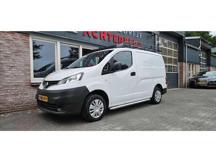 Nissan NV200 0