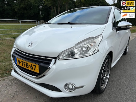 Peugeot 208 0