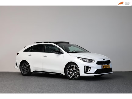 Kia ProCeed 0