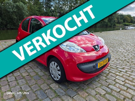 Peugeot 107 0
