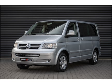 Volkswagen Multivan 0