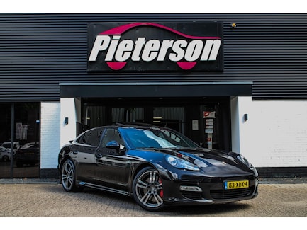 Porsche Panamera 0