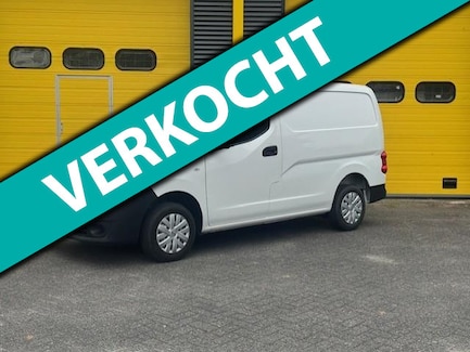 Nissan NV200 0