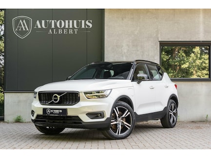 Volvo XC40 0