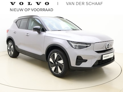 Volvo EX40 0