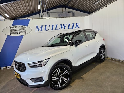 Volvo XC40 0