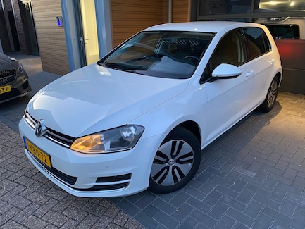 Volkswagen Golf 0
