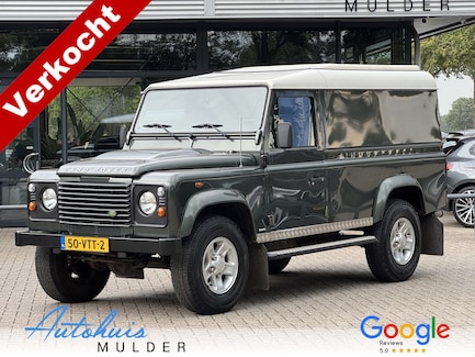 Land Rover Defender 0