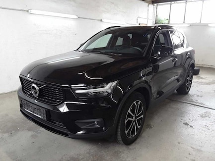 Volvo XC40 0