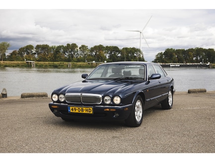Jaguar Sovereign 0