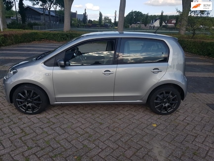 Volkswagen Up! 0