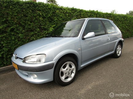 Peugeot 106 0