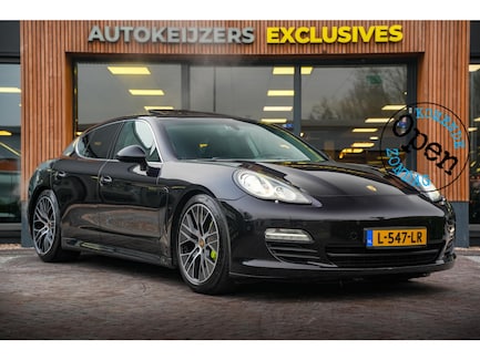 Porsche Panamera 0