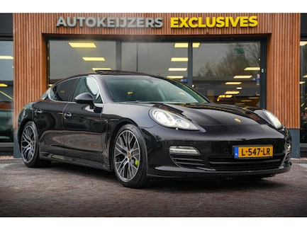 Porsche Panamera 0