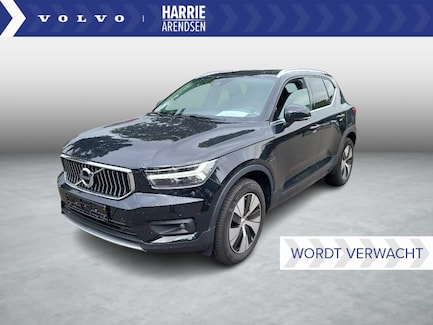Volvo XC40 0
