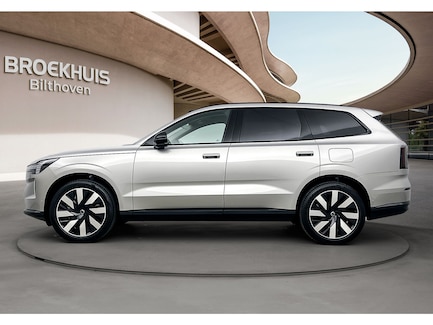 Volvo EX90 0