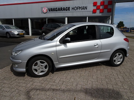 Peugeot 206 0