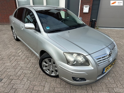 Toyota Avensis 0