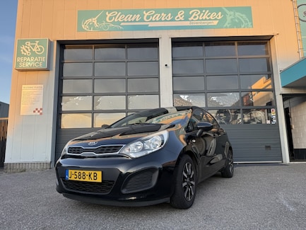 Kia Rio 0