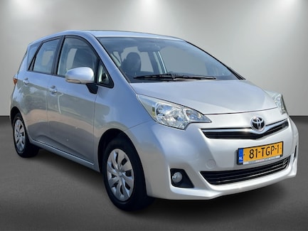 Toyota Verso-S 0