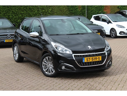 Peugeot 208 0