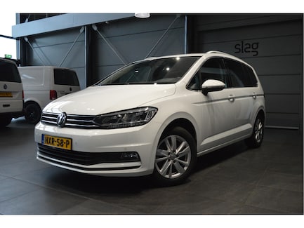 Volkswagen Touran 0
