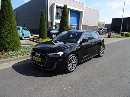 Audi A1 0