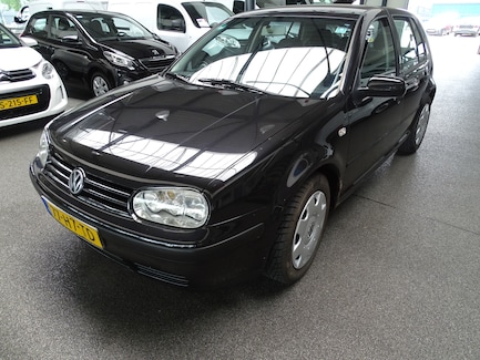 Volkswagen Golf 0