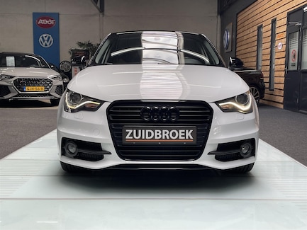 Audi A1 0