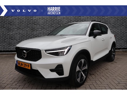 Volvo XC40 0