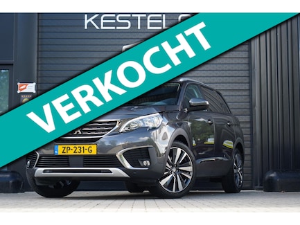 Peugeot 5008 0