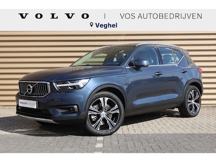 Volvo XC40 0