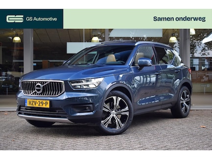 Volvo XC40 0