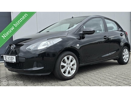Mazda 2 0