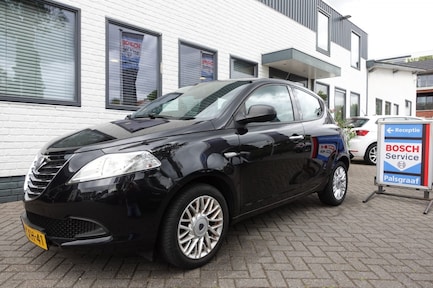 Lancia Ypsilon 0