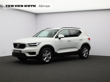 Volvo XC40 0