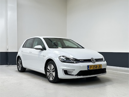 Volkswagen E-Golf 0