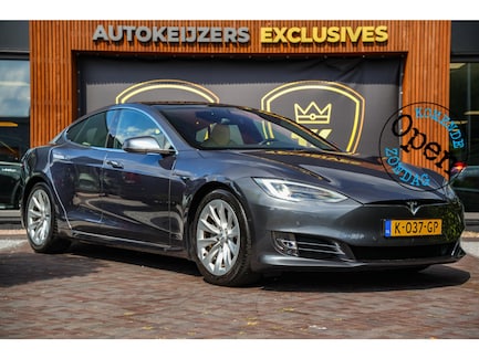 Tesla Model S 0