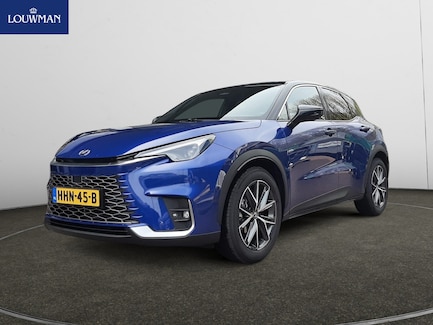 Lexus LBX 0