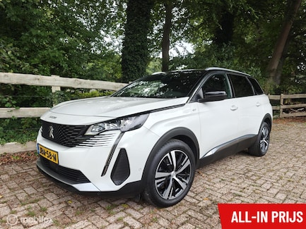 Peugeot 5008 0