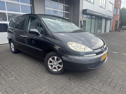 Peugeot 807 0
