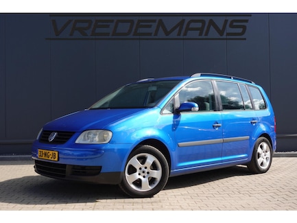 Volkswagen Touran 0