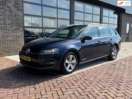 Volkswagen Golf 0