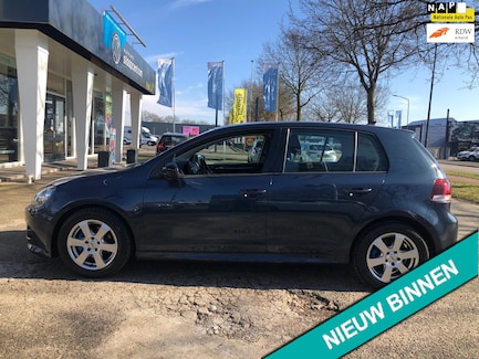 Volkswagen Golf 0