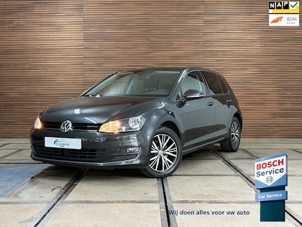 Volkswagen Golf 0