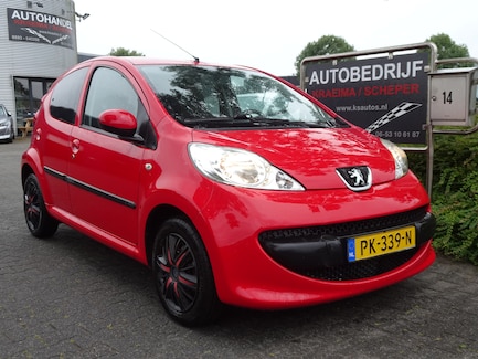 Peugeot 107 0