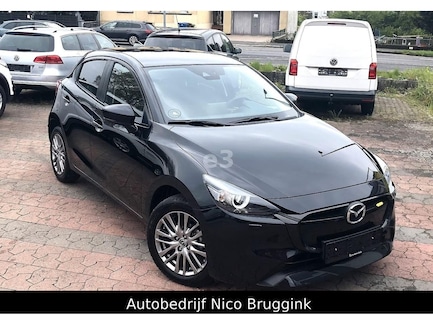 Mazda 2 0
